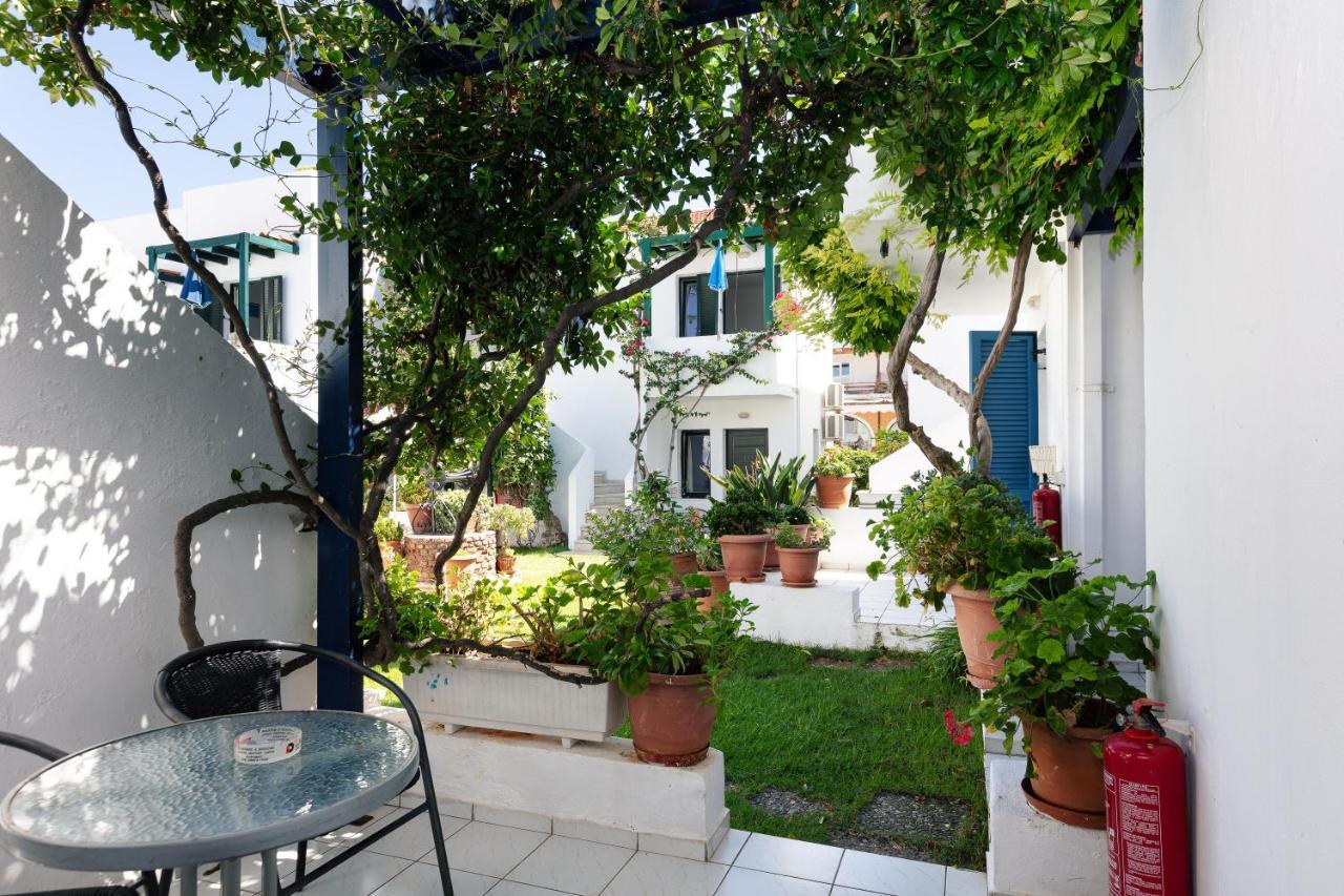 Konaki Studios & Apartments Panormos  Exterior photo